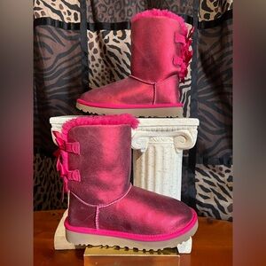 UGG Bailey Bow Boots Sz 5